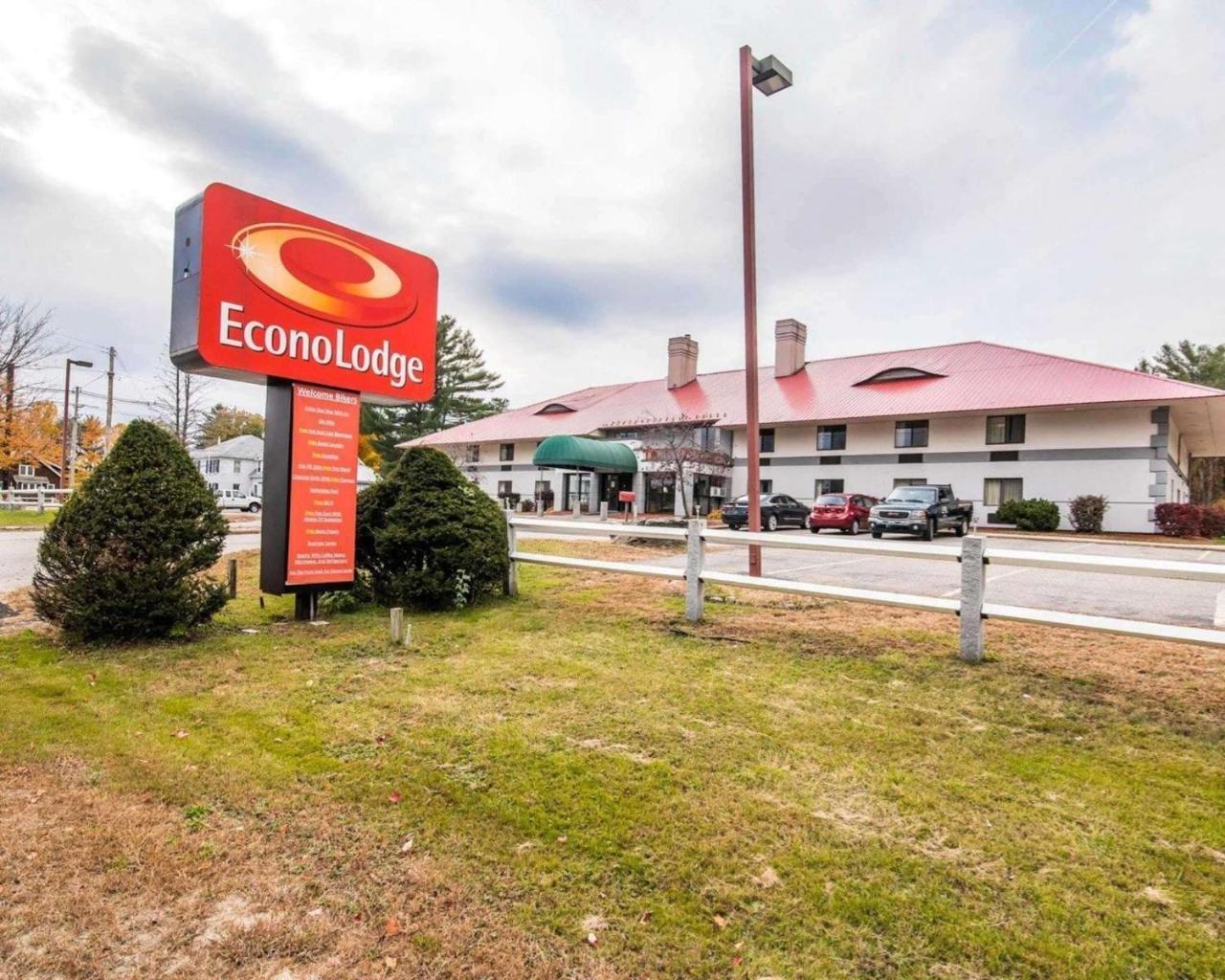 Econo Lodge Plymouth Exterior photo